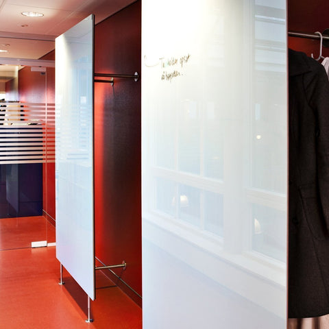 CHAT BOARD Wardrobe